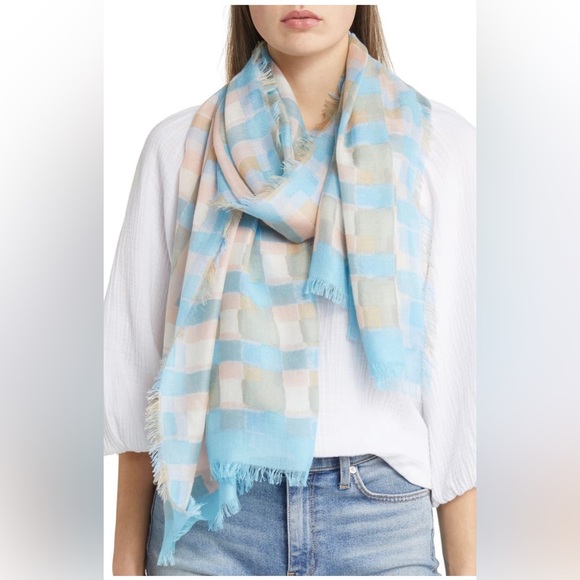 Nordstrom eyelash trim print cashmere and silk wrap in blue painterly plaid - Picture 2 of 15